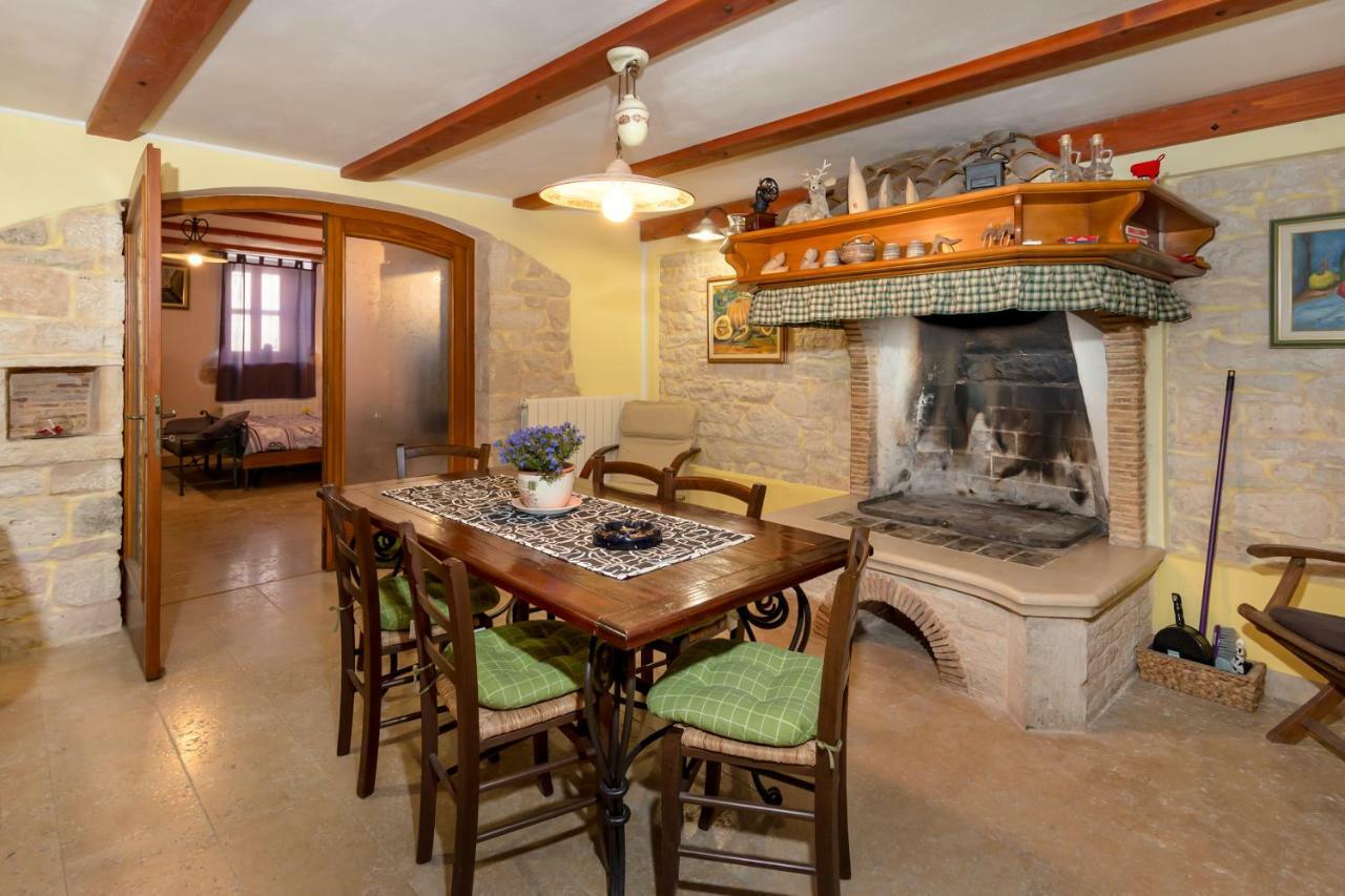 Apartment Enna Svetvincenat Luaran gambar